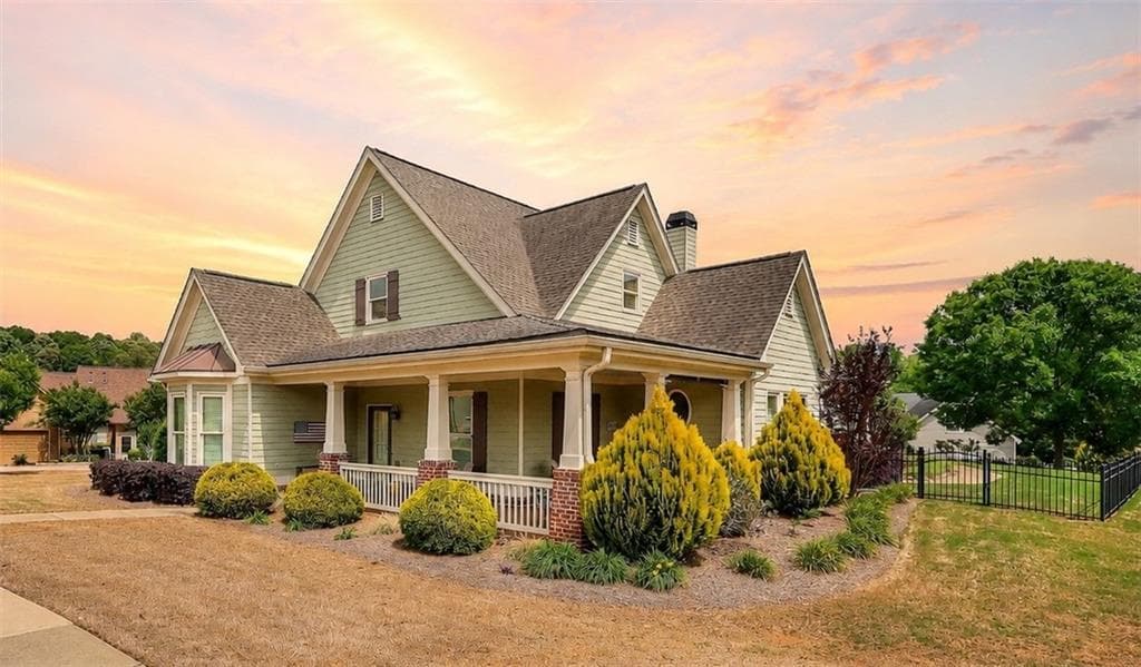 3 bedroom, 2 bathroom, 2,958 sq ft single family residence for sale at 125 Hawthorn Way, Hoschton, GA 30548