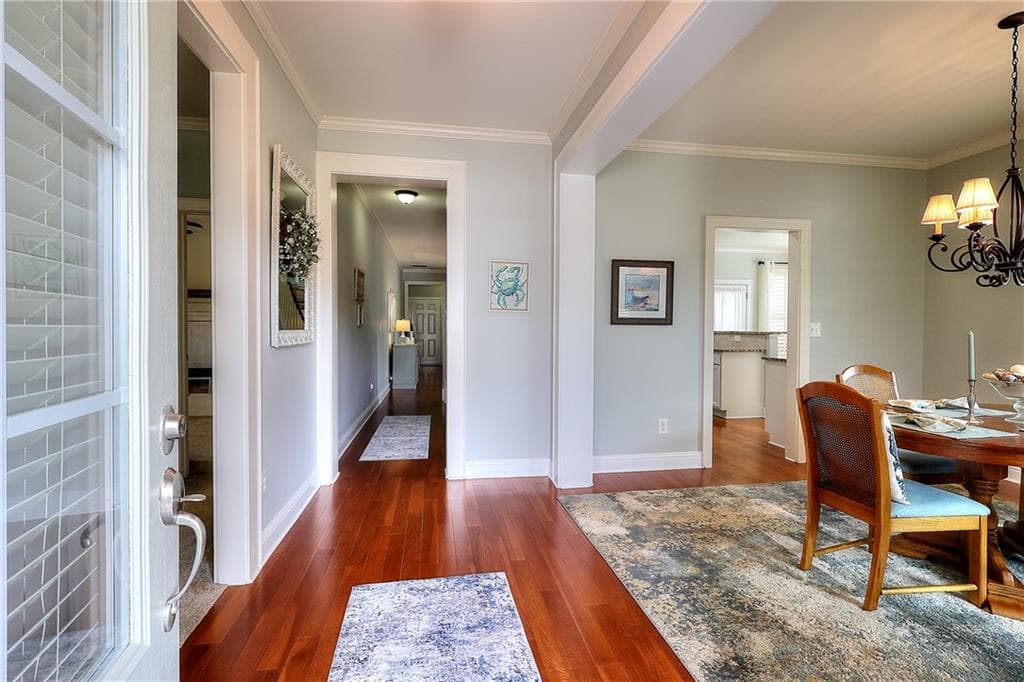 3 bedroom, 2 bathroom, 2,958 sq ft single family residence for sale at 125 Hawthorn Way, Hoschton, GA 30548 — photo 4