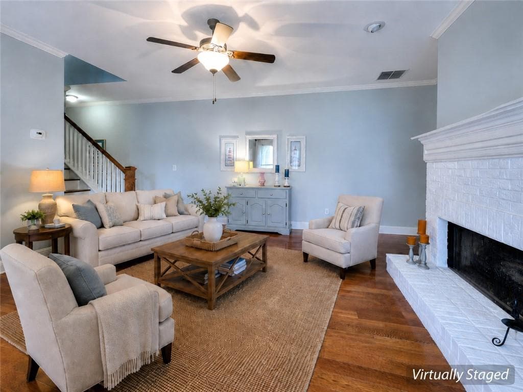 3 bedroom, 2 bathroom, 2,958 sq ft single family residence for sale at 125 Hawthorn Way, Hoschton, GA 30548 — photo 6