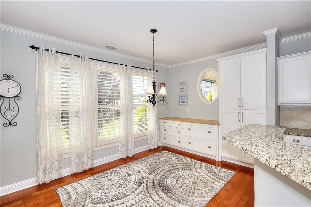 3 bedroom, 2 bathroom, 2,958 sq ft single family residence for sale at 125 Hawthorn Way, Hoschton, GA 30548 — photo 9