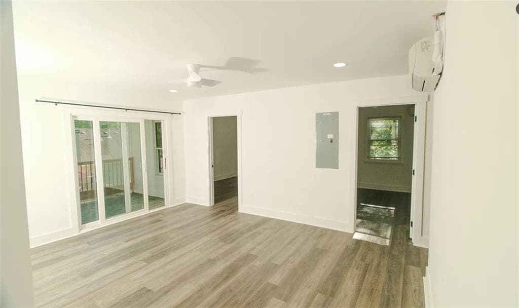 3 bedroom, 2 bathroom, 950 sq ft apartment for rent at 4589 Orchid Drive 1, Pine Lake, GA 30083 for $1,795 a month — photo 6