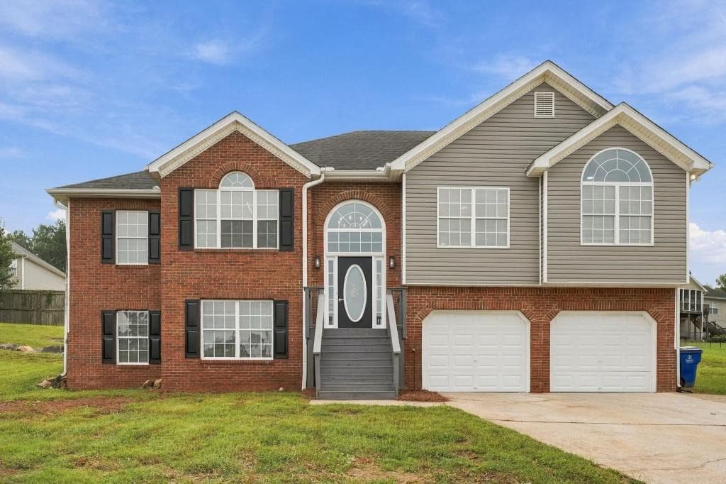 5 bedroom, 3 bathroom, 3,422 sq ft single family residence under contract at 3560 Cowan Ridge Drive, Winston, GA 30187