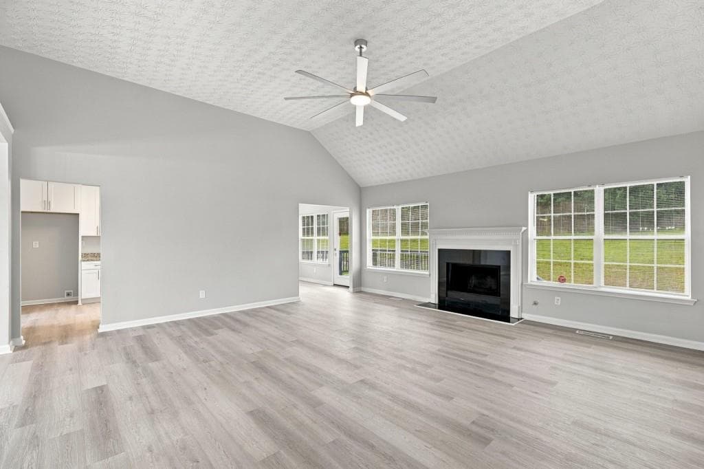 5 bedroom, 3 bathroom, 3,422 sq ft single family residence under contract at 3560 Cowan Ridge Drive, Winston, GA 30187 — photo 4