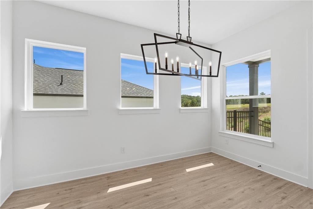 3 bedroom, 3 bathroom, 2,289 sq ft single family residence for sale at 1335 Autumn Lake Drive, Gainesville, GA 30504 — photo 9