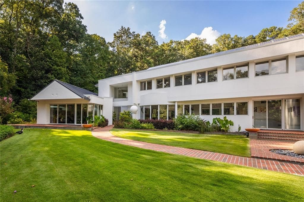 6 bedroom, 5 bathroom, 4,947 sq ft single family residence for sale at 500 Franklin Road, Sandy Springs, GA 30342 — photo 7