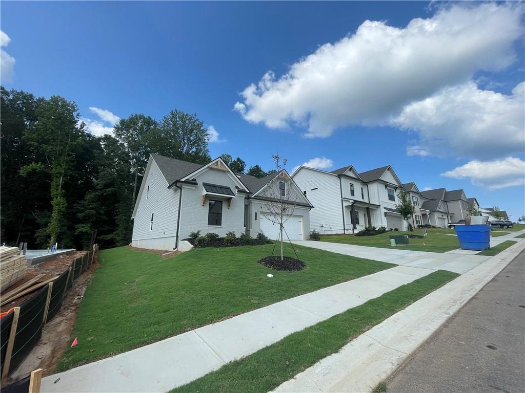 4 bedroom, 3 bathroom, 1,829 sq ft single family residence for sale at 289 Wingate Drive, Winder, GA 30680 — photo 3