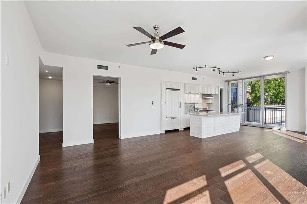 3 bedroom, 3 bathroom, 1,691 sq ft condominium for rent at 1820 Peachtree Street 307, Atlanta, GA 30309 for $4,500 a month — photo 6