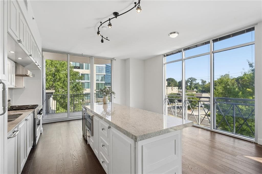 3 bedroom, 3 bathroom, 1,691 sq ft condominium for rent at 1820 Peachtree Street 307, Atlanta, GA 30309 for $4,500 a month — photo 7