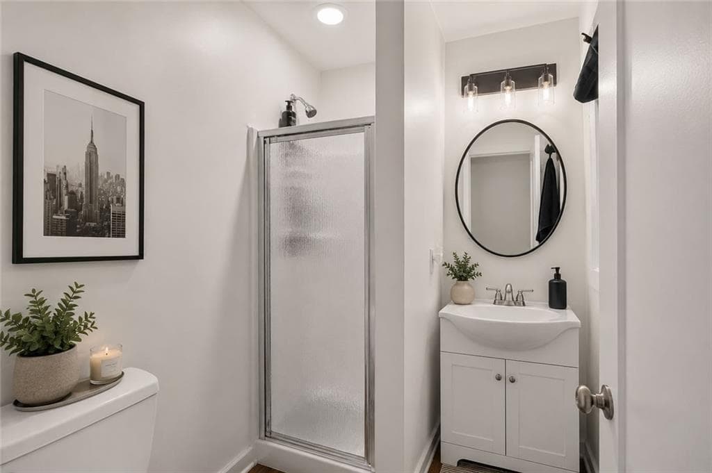3 bedroom, 2 bathroom, 1,140 sq ft single family residence for sale at 221 Napoleon Drive, Atlanta, GA 30314 — photo 8