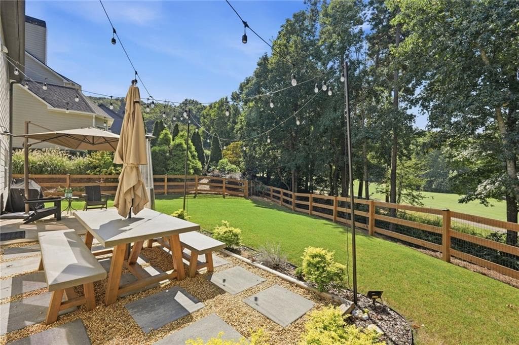 4 bedroom, 4 bathroom, 3,064 sq ft single family residence for sale at 6490 Oak Highlands Court, Cumming, GA 30041 — photo 9