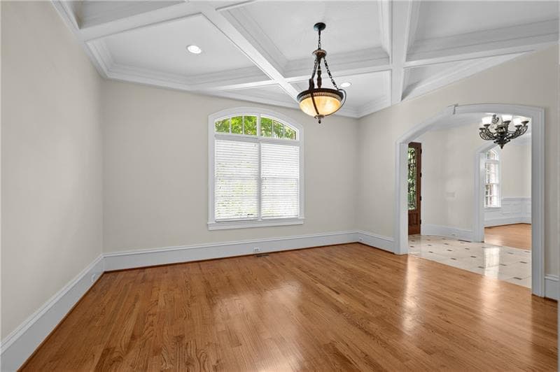 4 bedroom, 5 bathroom, 4,412 sq ft single family residence under contract at 3880 Stratford Walk Circle, Atlanta, GA 30342 — photo 8