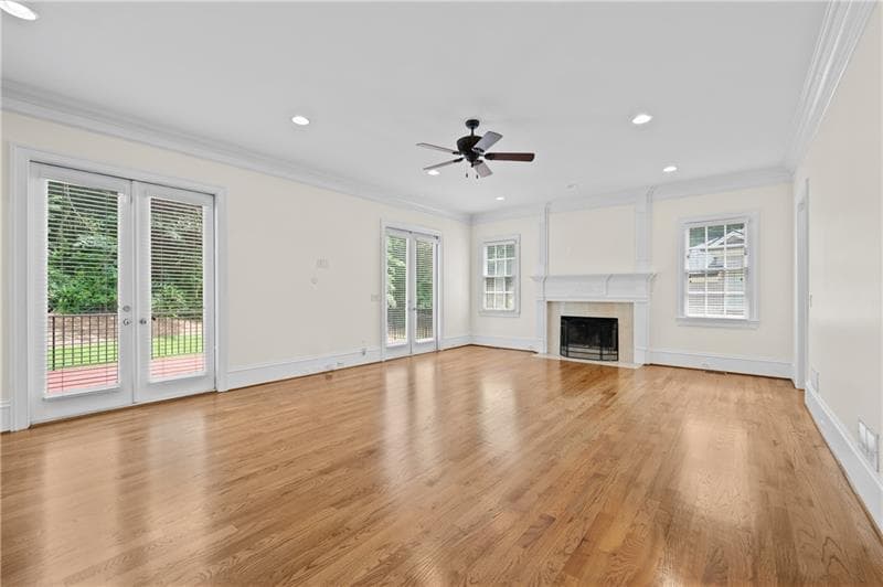 4 bedroom, 5 bathroom, 4,412 sq ft single family residence under contract at 3880 Stratford Walk Circle, Atlanta, GA 30342 — photo 9
