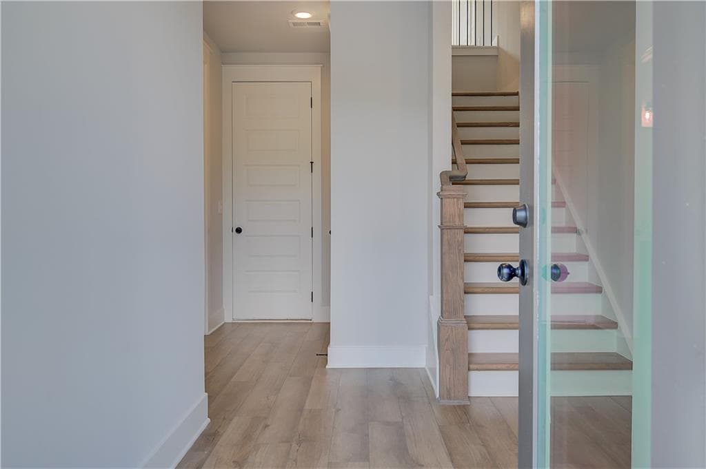 3 bedroom, 3 bathroom, 1,858 sq ft townhouse for sale at 1839 Marisol Circle, Kennesaw, GA 30144 — photo 2