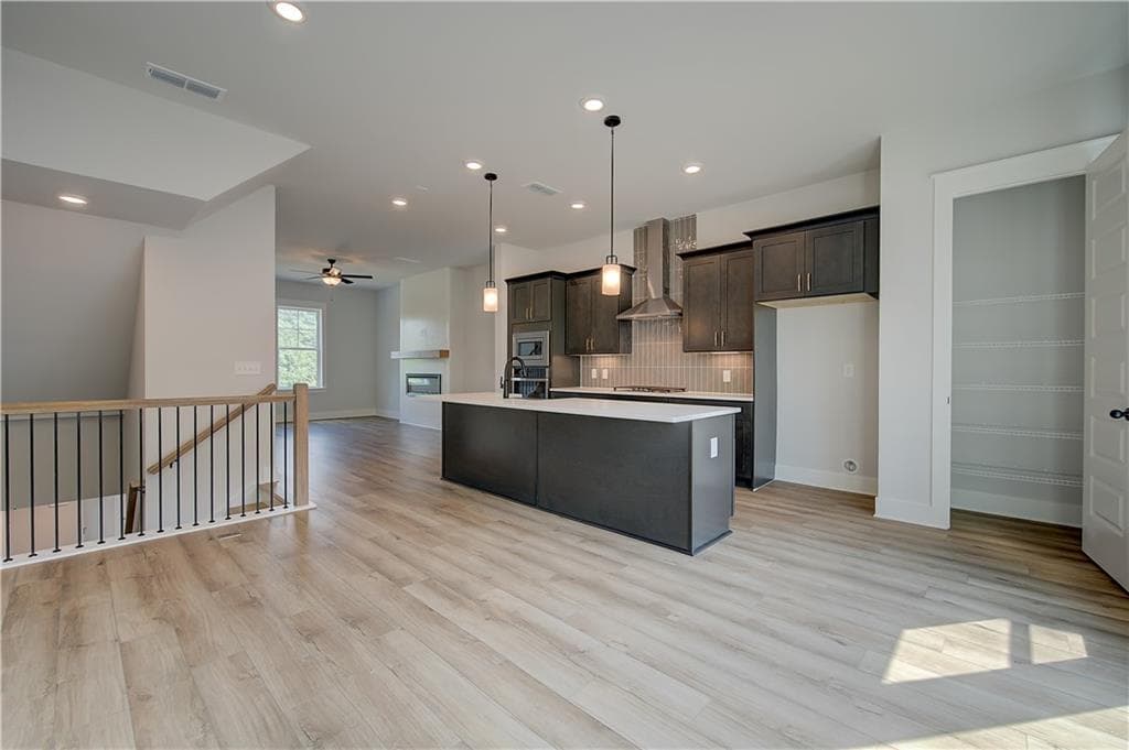 3 bedroom, 3 bathroom, 1,858 sq ft townhouse for sale at 1839 Marisol Circle, Kennesaw, GA 30144 — photo 7