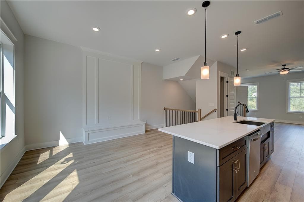 3 bedroom, 3 bathroom, 1,858 sq ft townhouse for sale at 1839 Marisol Circle, Kennesaw, GA 30144 — photo 8