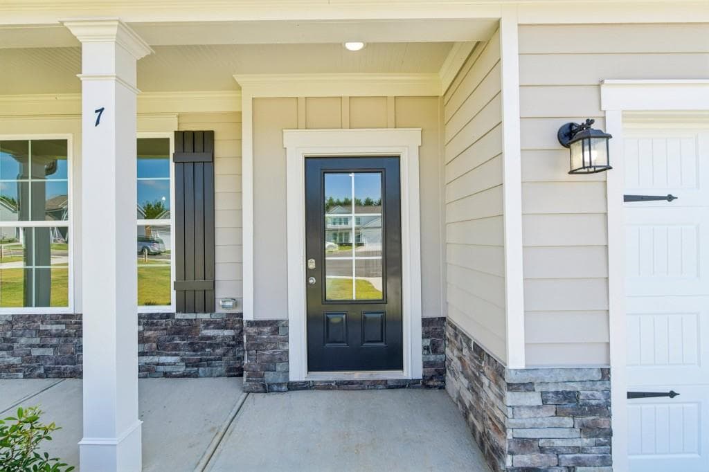 4 bedroom, 3 bathroom, 2,340 sq ft single family residence for sale at 7 Purackal Lane, Statham, GA 30666 — photo 4