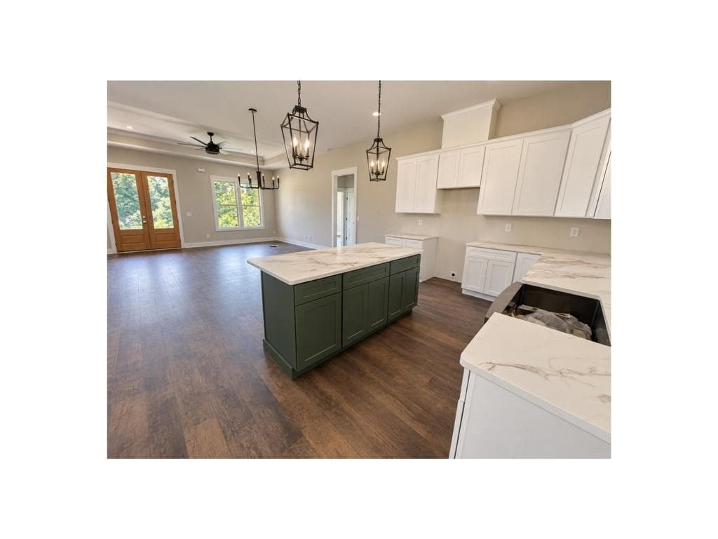 3 bedroom, 2 bathroom, 1,800 sq ft single family residence for sale at 373 Stonington Drive, Mount Airy, GA 30563 — photo 6