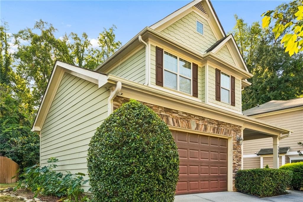 3 bedroom, 3 bathroom, 1,771 sq ft single family residence for rent at 1589 Habershal Drive, Atlanta, GA 30318 for $3,200 a month — photo 2