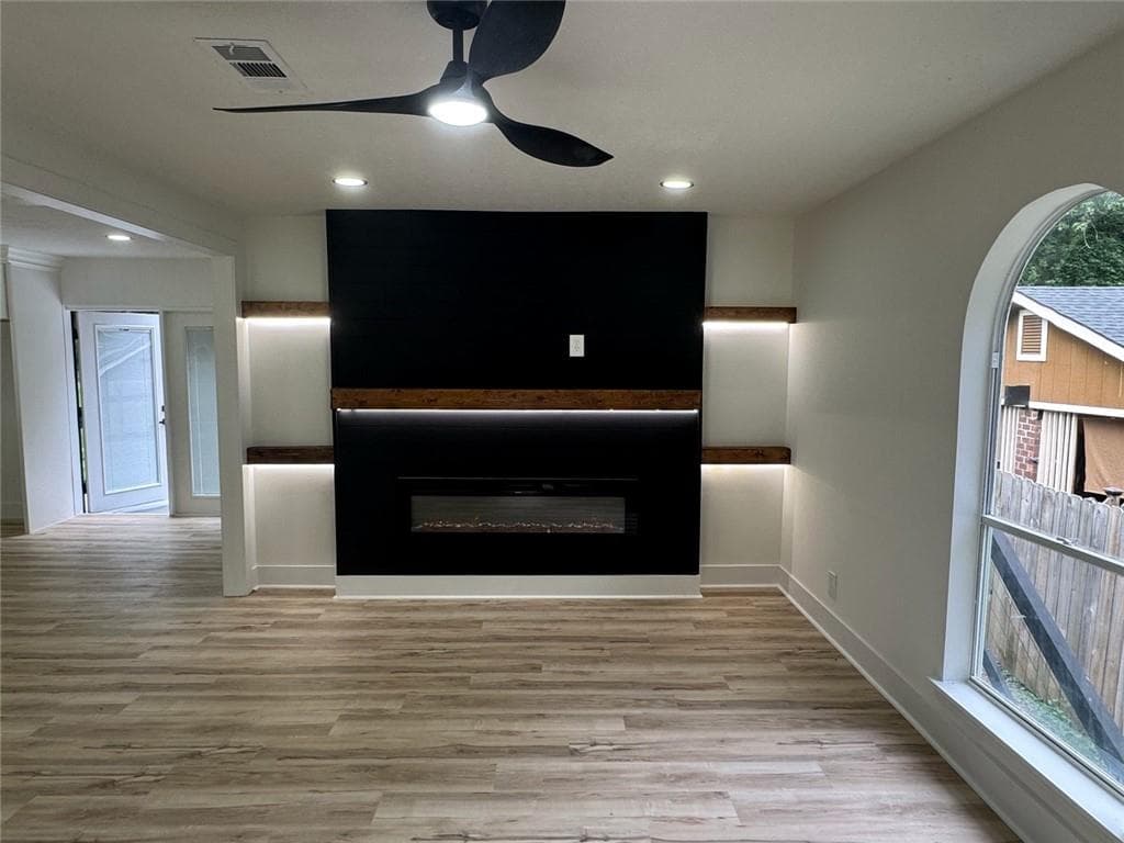 3 bedroom, 2 bathroom, 1,840 sq ft single family residence under contract at 96 Sedgefield Drive, Jonesboro, GA 30236 — photo 4