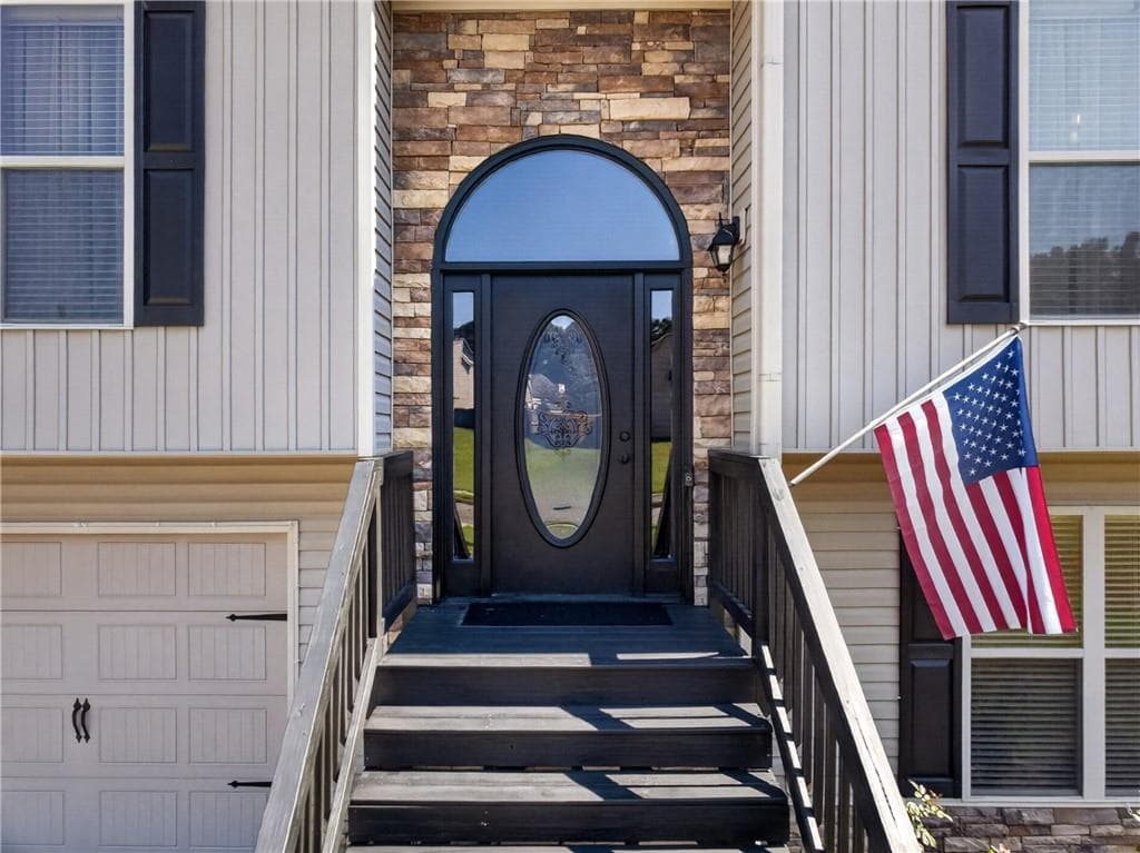 4 bedroom, 3 bathroom, 2,459 sq ft single family residence under contract at 1690 Dillard Way, Bethlehem, GA 30620 — photo 5