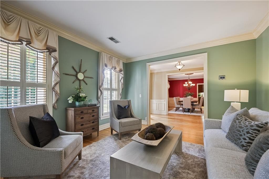 6 bedroom, 7 bathroom, 7,521 sq ft single family residence for sale at 1813 Wynthrop Manor Drive, Marietta, GA 30064 — photo 10