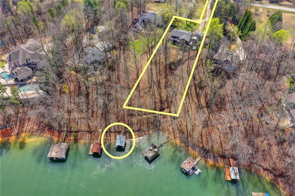 3 bedroom, 3 bathroom, 2,500 sq ft single family residence for sale at 3081 Simpson Park Road, Gainesville, GA 30506 — photo 5