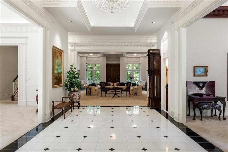 7 bedroom, 8 bathroom, 8,918 sq ft single family residence for sale at 4430 Mount Paran Parkway, Atlanta, GA 30327 — photo 4