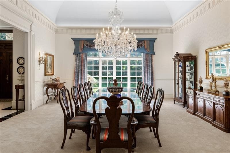 7 bedroom, 8 bathroom, 8,918 sq ft single family residence for sale at 4430 Mount Paran Parkway, Atlanta, GA 30327 — photo 7