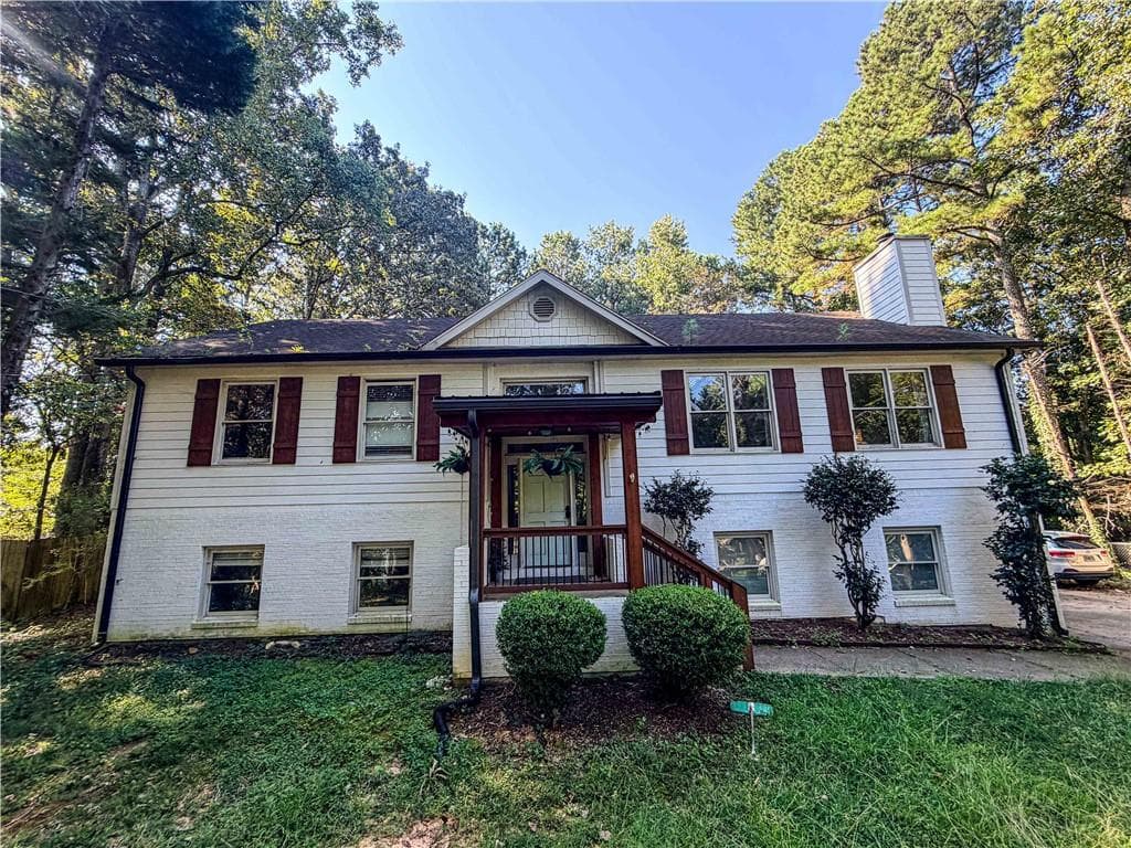 5 bedroom, 3 bathroom, 2,576 sq ft single family residence for sale at 3767 Memorial Parkway, Kennesaw, GA 30152 — photo 7