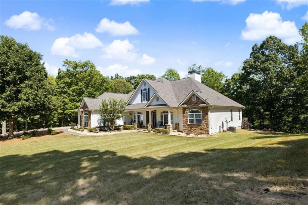 5 bedroom, 3 bathroom, 6,332 sq ft single family residence for sale at 553 Bud Davis Road, Newnan, GA 30263