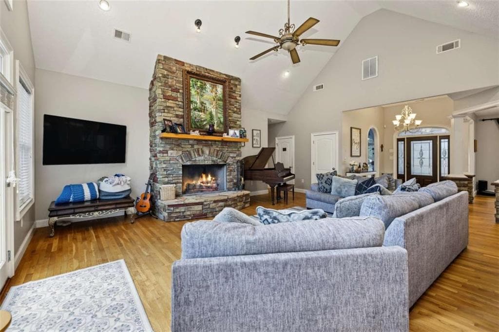 5 bedroom, 3 bathroom, 6,332 sq ft single family residence for sale at 553 Bud Davis Road, Newnan, GA 30263 — photo 10