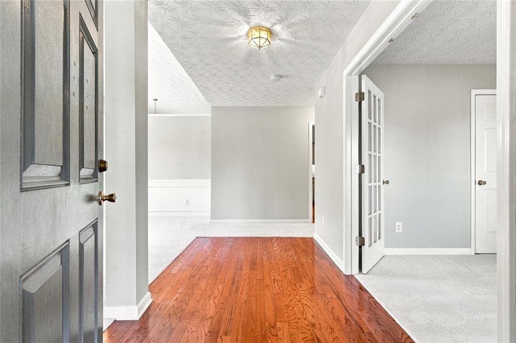 4 bedroom, 2 bathroom, 2,364 sq ft single family residence for sale at 8525 Fieldgrove Court, Gainesville, GA 30506 — photo 3