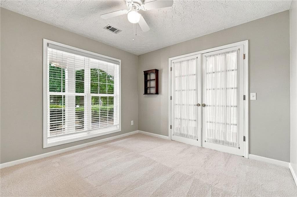 4 bedroom, 2 bathroom, 2,364 sq ft single family residence for sale at 8525 Fieldgrove Court, Gainesville, GA 30506 — photo 5