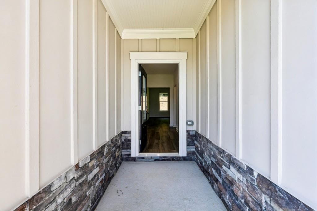 4 bedroom, 2 bathroom, 1,827 sq ft single family residence for sale at 18 Purackal Lane, Statham, GA 30666 — photo 4