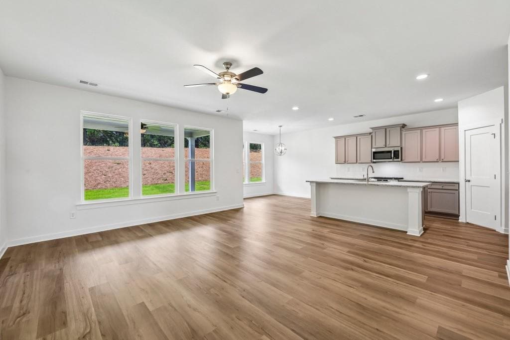 4 bedroom, 2 bathroom, 1,827 sq ft single family residence for sale at 18 Purackal Lane, Statham, GA 30666 — photo 6