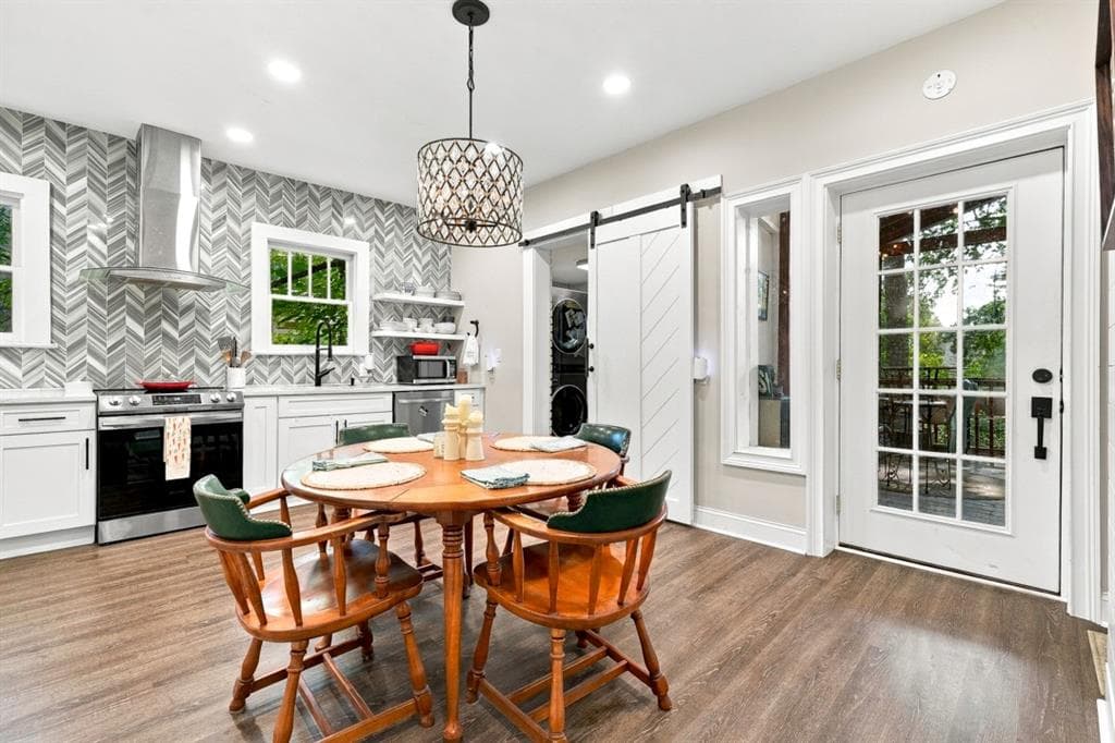2 bedroom, 1 bathroom, 1,472 sq ft duplex for rent at 1848 Monroe Drive, Atlanta, GA 30324 for $2,800 a month — photo 7