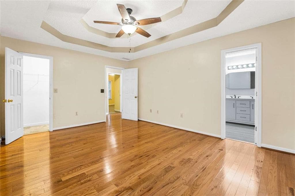 4 bedroom, 3 bathroom, 2,442 sq ft single family residence under contract at 215 Somerset Drive, Covington, GA 30016 — photo 10