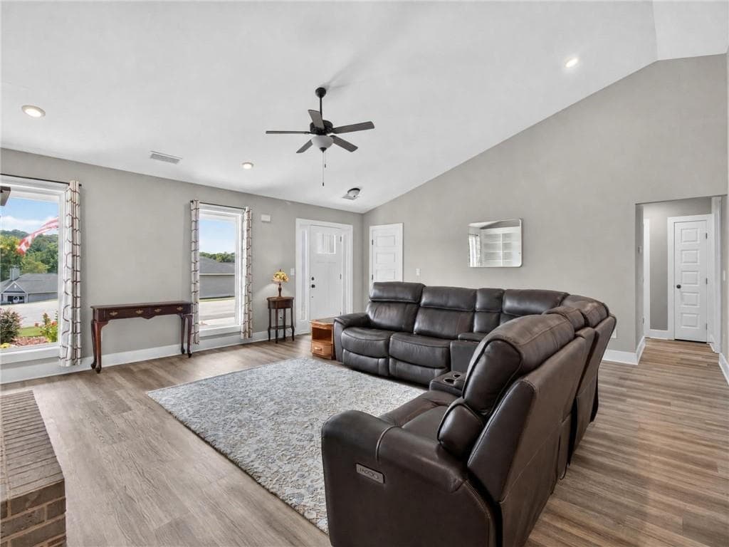 4 bedroom, 3 bathroom, 2,334 sq ft single family residence for sale at 103 Advent Drive, Bethlehem, GA 30680 — photo 9