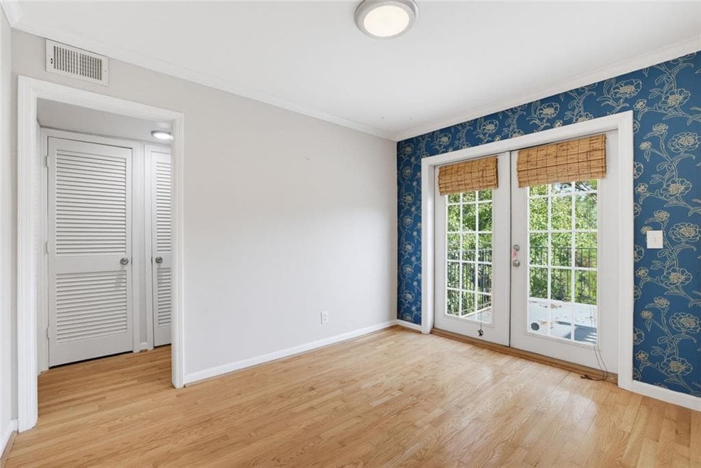1 bedroom, 1 bathroom, 800 sq ft condominium for rent at 1101 NW Collier Road T5, Atlanta, GA 30318 for $1,800 a month — photo 6