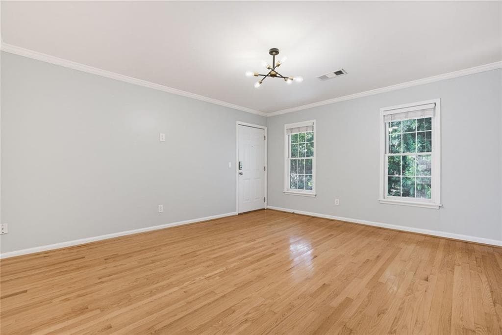 1 bedroom, 1 bathroom, 800 sq ft condominium for rent at 1101 NW Collier Road T5, Atlanta, GA 30318 for $1,800 a month — photo 10