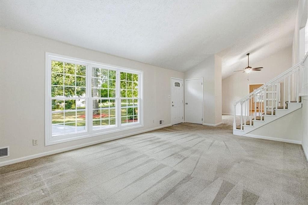4 bedroom, 3 bathroom, 2,331 sq ft single family residence under contract at 223 Shiloh Run, Kennesaw, GA 30144 — photo 4