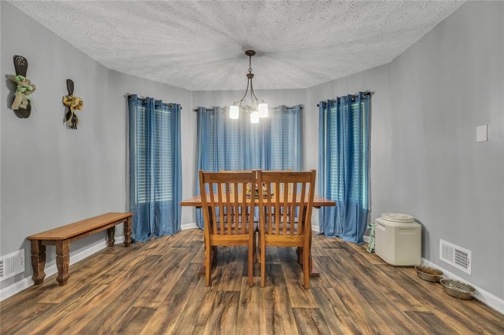 3 bedroom, 3 bathroom, 2,415 sq ft single family residence for sale at 105 Overlook Drive, Mcdonough, GA 30252 — photo 9