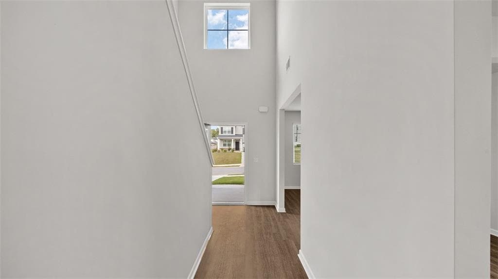 4 bedroom, 3 bathroom, 2,724 sq ft single family residence under contract at 204 Friendship Oak Way, Hampton, GA 30228 — photo 3