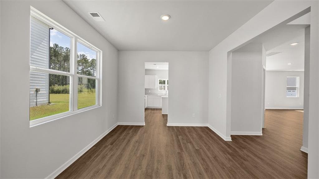 4 bedroom, 3 bathroom, 2,724 sq ft single family residence under contract at 204 Friendship Oak Way, Hampton, GA 30228 — photo 7