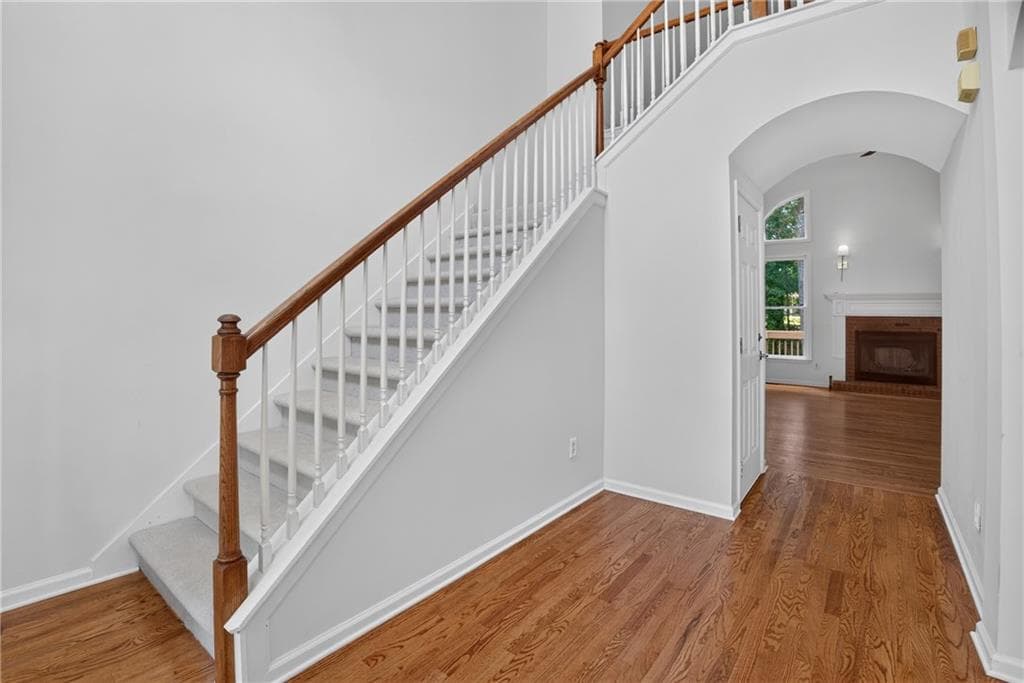 4 bedroom, 3 bathroom, 2,400 sq ft single family residence under contract at 108 Vine Creek Place, Acworth, GA 30101 — photo 6