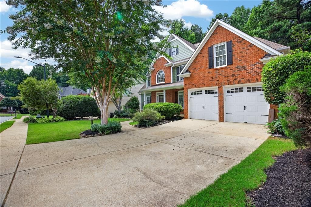 4 bedroom, 3 bathroom, 2,400 sq ft single family residence under contract at 108 Vine Creek Place, Acworth, GA 30101 — photo 3