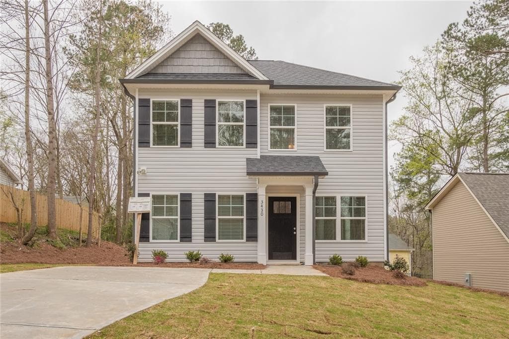 2 bedroom, 3 bathroom, 1,264 sq ft single family residence for sale at 5730 Pebblebrook Trail, Gainesville, GA 30506