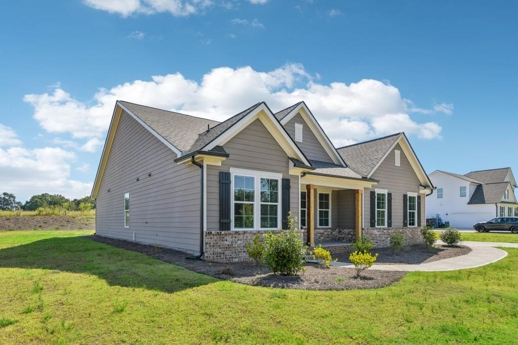 4 bedroom, 3 bathroom, 2,510 sq ft single family residence for sale at 574 Gene Bell Road, Monroe, GA 30655 — photo 2