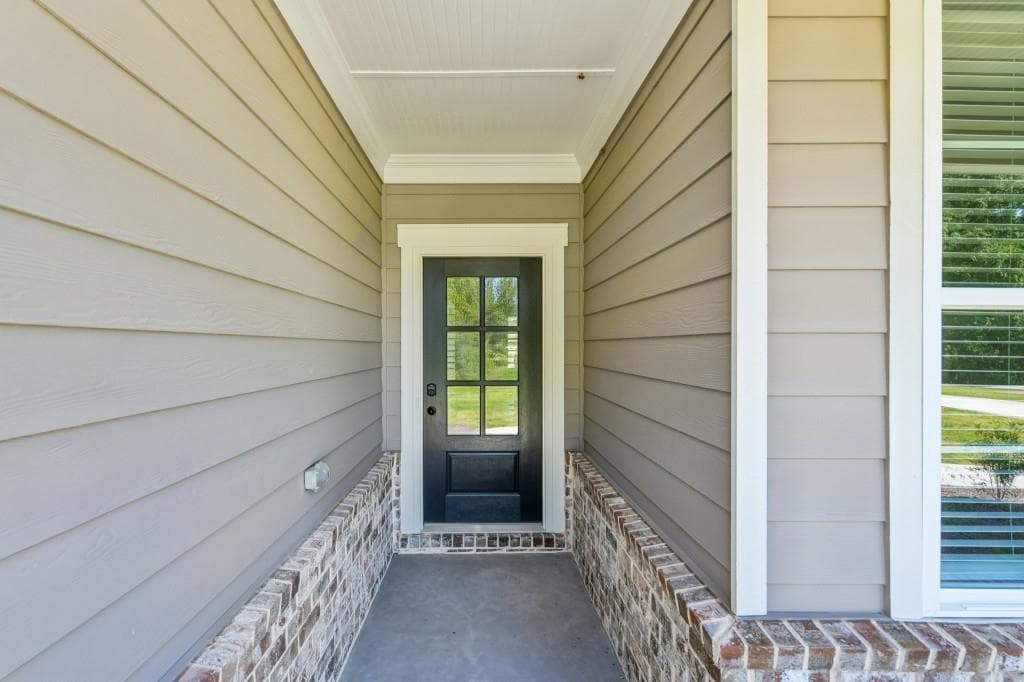 4 bedroom, 3 bathroom, 2,510 sq ft single family residence for sale at 574 Gene Bell Road, Monroe, GA 30655 — photo 4