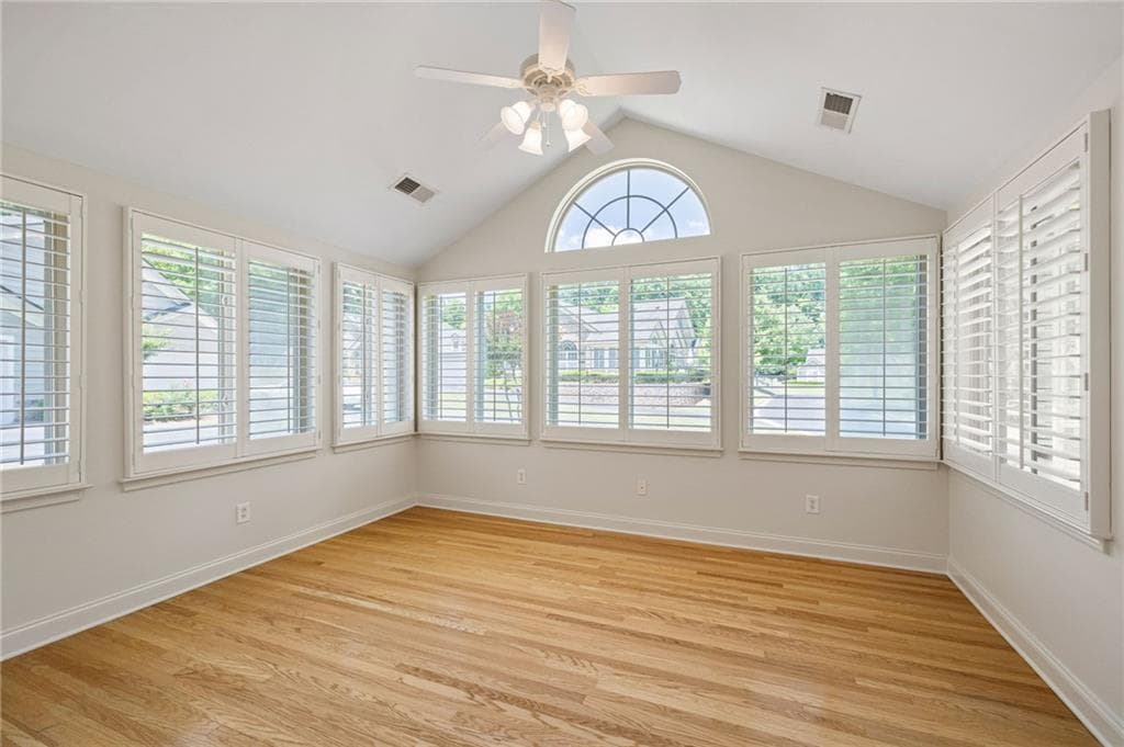 2 bedroom, 2 bathroom, 1,712 sq ft condominium for sale at 5276 Stone Village Circle 8, Kennesaw, GA 30152 — photo 10